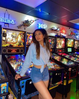 Simrat Sokhi Instagram - Level up 🎳