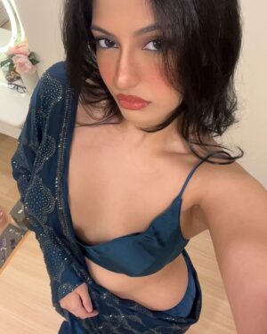 Simrat Sokhi Instagram - bad and blue
