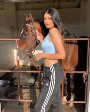 Simrat Sokhi Instagram - wanna go for a ride? 🎠