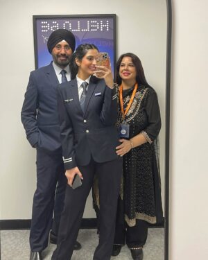 Simrat Sokhi Instagram - Wings of Ambition & 
a Heart full of Dreams 🦋
@indigo.6e
 
I’m so proud of us all, everything was worth it in the end! All the love, the laughter and the lessons will be with me forever ✨ 
Thank you to everyone who believed in me! See you in the skies real soon ✈️
.
.
.
.
.
.

#indigopilots #aviation #graduation #6e #indigo6e #crew #training #airbus320 #pilotlife #explore