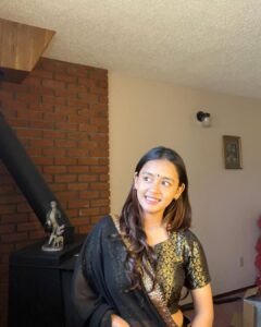 Actress Simrella Lama HD Photos and Wallpapers August 2024
