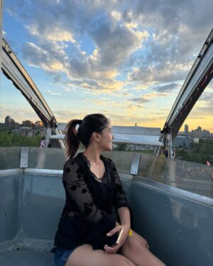Simrella Lama Instagram - 12/07/24🌻