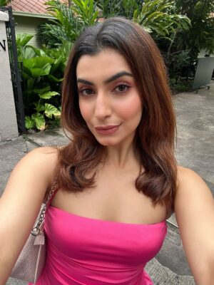 Simrithi Bathija Instagram - Just wanna travel and be a pretty girl all my life💗🥥✨

.

.

.

Outfit @srstore09 

#ootd #ootdfashion #thailand #bangkok #cityofjoy #slowlife #travel #travelgram #pinkaesthetic #dressups #fyp #foryoypage #explore #explorepage #aesthetic #traveladdict #simrithibathija