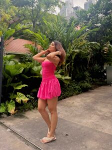 Actress Simrithi Bathija HD Photos and Wallpapers July 2025