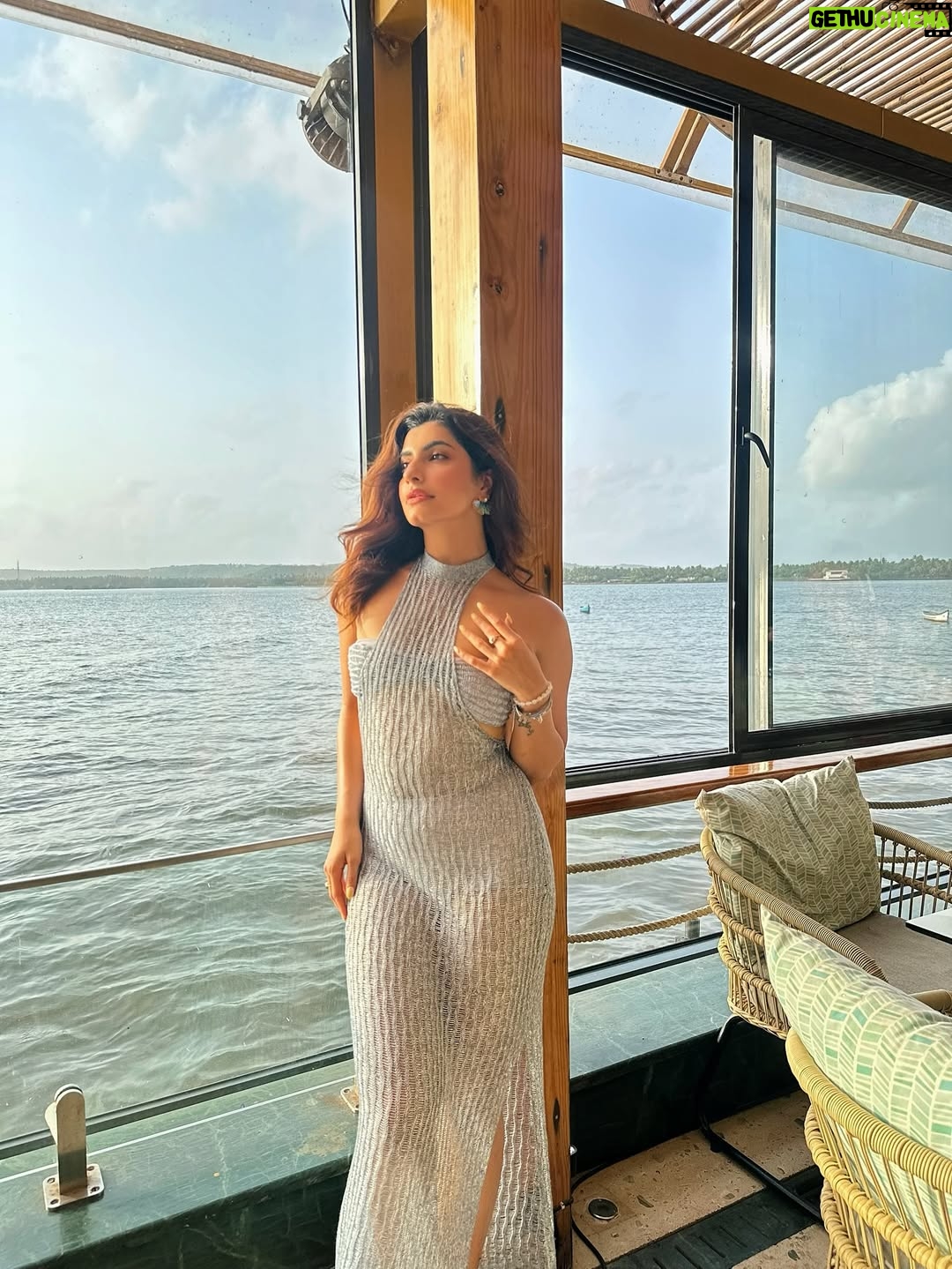Simrithi Bathija - 1.9K Likes - Radiant from within🩶

.

.

.

Outfit @tizzi.official 
📍 @tomatoesgoa 

.

.

.

#goa #goadiaries #goavibes #ocean #beachlife #beach #travel #travelgram #fitspo #outfits #ootd #ootdfashion #simrithibathija