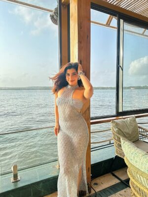 Simrithi Bathija Instagram - Radiant from within🩶

.

.

.

Outfit @tizzi.official 
📍 @tomatoesgoa 

.

.

.

#goa #goadiaries #goavibes #ocean #beachlife #beach #travel #travelgram #fitspo #outfits #ootd #ootdfashion #simrithibathija