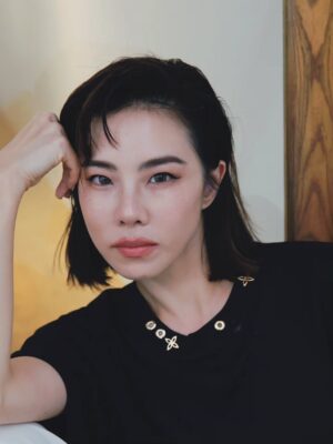 Sirin Horwang Instagram - Feels like a SUNDAY 🥰
@louisvuitton #LouisVuitton