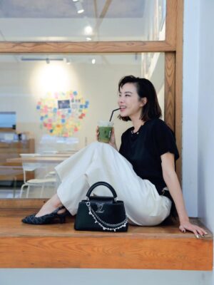 Sirin Horwang Instagram - Feels like a SUNDAY 🥰
@louisvuitton #LouisVuitton