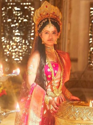 Siyaa Patil Instagram - @siyaapatilofficial as #devisaghya mata #chhaya 👍😇💖 #veerhanuman_25 #veerhanuman❣️🙏 
📿🤍

Om suryadevay nmh🫶✨️🚩📿@dhaniksh_dadhich01 
@dhaniksh_dadhichfp @dhaniksh_dadhichfp @kiaan_278 @veerhanuman_official @veer.hanuman.official @anant.dadhich 
@univesreofveerhanuman @shrimad__ramayan__official__ lakshmi_ghalot_3 @shrimadramayan_tamil @veer_hanuman_._143 @veerhanumanofficial453 @shrimadramayanedits 
📿🤍

#veerhanuman_25 #veerhanuman❣️🙏 #veerhanumanonsonysab #lakshman #dhaniksh #dhanikshdadhich #shriram #jayshriram #jayhanuman #veerhanumanaatibalvana♥️♥️♥️♥️🔥🔥🔥🔥💯💯💯 #jaybajrangbali😇🙏🕉️ #reelsinstagram #reels #reelitfeelit #viralreels #virel #viralvideos #instagood #intagram #popular #favouriteserial #mythology #instalike #explore #trendingreels 
📿🤍

🍂🚩📿🔱🤗