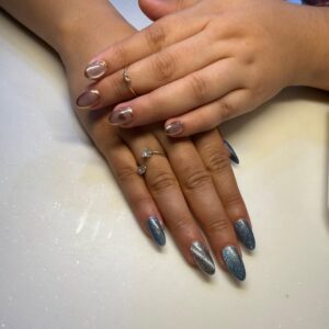 Siyaa Patil Instagram - ✨ Sister Goals, but Make it Nails! ✨
Double the glam, double the style! 💅👯‍♀️

One sister slayed the Cat Eye Magic, while the other added a twist with Chrome Sides – because why not add a little extra sparkle? 💫💖

Which look would you pick?

Tag your sister or bestie who’d totally twin with you like this! 💕

#nailart #cateyenails #chromenails #sistergoals #nailinspo #nailmagic #SSenseNails #unisexsalon #nailtransformation #nailaddict #instanails #nailartclub
#nailartist #nailtech #nailsoftheday #newnails #nailedit