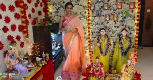 Siyaa Patil Instagram - गौरी गणपती म्हणजे नात्यातील जिव्हाळा, घरातील मंगलमयता आणि आयुष्यातील नवे समाधान 🙏🌿
#गौरीगणपती #GanapatiFestival #मंगलक्षण
Thank you @joshibagyashree  and @simply_neaa  for inviting me 🫰💗