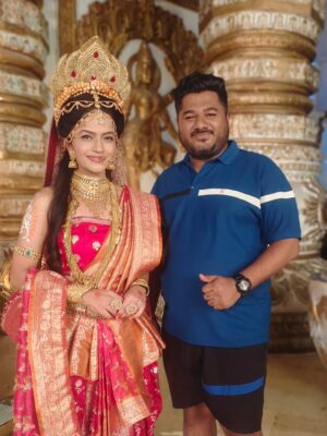 Siyaa Patil Instagram - It was truly a wonderful experience working with you, @itssuumit Sir. I have learned so much under your direction, and I genuinely admire your way of guiding and bringing out the best in your actors. I sincerely hope I get the opportunity to work with you again in the future.🙏🌠

Also, a heartfelt thank you to @amolsurve1 Sir for casting me in this role and giving me the chance to be part of this project.🙏❤️
Thank you.

#VeerHanuman #SwastikProductions #OnSetDiaries #Gratitude #LearningAndGrowing #ActorLife #LokuSir #KamalSir #SonySAB #MustWatch #MyJourney #VeerHanumanDirectors