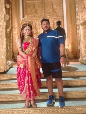 Siyaa Patil Instagram - It was truly a wonderful experience working with you, @itssuumit Sir. I have learned so much under your direction, and I genuinely admire your way of guiding and bringing out the best in your actors. I sincerely hope I get the opportunity to work with you again in the future.🙏🌠

Also, a heartfelt thank you to @amolsurve1 Sir for casting me in this role and giving me the chance to be part of this project.🙏❤️
Thank you.

#VeerHanuman #SwastikProductions #OnSetDiaries #Gratitude #LearningAndGrowing #ActorLife #LokuSir #KamalSir #SonySAB #MustWatch #MyJourney #VeerHanumanDirectors