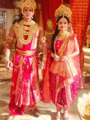 Siyaa Patil Instagram - @siyaapatilofficial as #devisaghya mata #chhaya 👍😇💖 #veerhanuman_25 #veerhanuman❣️🙏 
📿🤍

Om suryadevay nmh🫶✨️🚩📿@dhaniksh_dadhich01 
@dhaniksh_dadhichfp @dhaniksh_dadhichfp @kiaan_278 @veerhanuman_official @veer.hanuman.official @anant.dadhich 
@univesreofveerhanuman @shrimad__ramayan__official__ lakshmi_ghalot_3 @shrimadramayan_tamil @veer_hanuman_._143 @veerhanumanofficial453 @shrimadramayanedits 
📿🤍

#veerhanuman_25 #veerhanuman❣️🙏 #veerhanumanonsonysab #lakshman #dhaniksh #dhanikshdadhich #shriram #jayshriram #jayhanuman #veerhanumanaatibalvana♥️♥️♥️♥️🔥🔥🔥🔥💯💯💯 #jaybajrangbali😇🙏🕉️ #reelsinstagram #reels #reelitfeelit #viralreels #virel #viralvideos #instagood #intagram #popular #favouriteserial #mythology #instalike #explore #trendingreels 
📿🤍

🍂🚩📿🔱🤗
