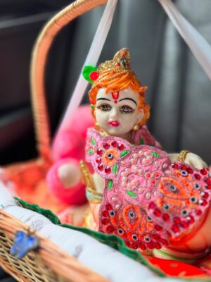 Sneha Wagh Instagram - Lalbaug cha Raja 
Ganesh Gulli Mumbai Cha Raja 
🪷
.
.
.
Radhe Radhe 
Ganpati Bappa Morya 
.
.
.
@apaapisarees 
.
.
.
Makhanchor , Sneha Wagh , Ganesh Utsav 2025 
#snehawagh #mymakhanchor #ganpatibappamorya #laalbaugcharaja #ganeshgalli #mumbaicharaja #lalbaughcharaja #mumbai #mumbaikar #ganeshutsav