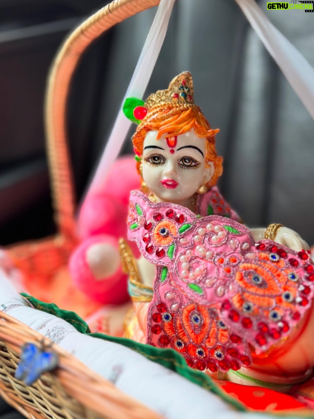 Sneha Wagh - 99.4K Likes - Lalbaug cha Raja 
Ganesh Gulli Mumbai Cha Raja 
🪷
.
.
.
Radhe Radhe 
Ganpati Bappa Morya 
.
.
.
@apaapisarees 
.
.
.
Makhanchor , Sneha Wagh , Ganesh Utsav 2025 
#snehawagh #mymakhanchor #ganpatibappamorya #laalbaugcharaja #ganeshgalli #mumbaicharaja #lalbaughcharaja #mumbai #mumbaikar #ganeshutsav
