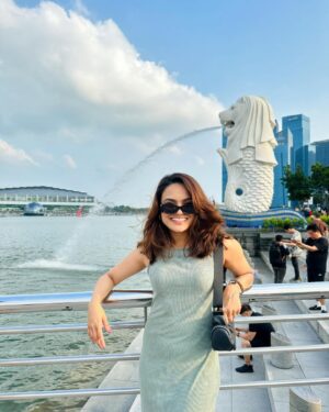 Sneha world Instagram - 📸🗑️

#snehaworld #singapore #dump