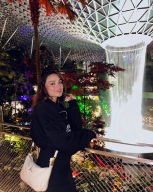 Sneha world Instagram - 📸🗑️

#snehaworld #singapore #dump