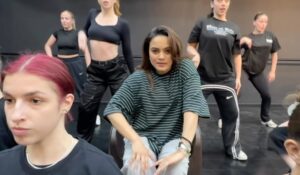 Sneha world Instagram - Sikander Naache bts from creating in the studio to set!
One of my smoothest shoot experience working alongside maestro @khan_ahmedasas sir!
Absolute kickass choreography team 💪🏻
@i_am_princegupta @dhridhay @ali_choudhary17
Also some talented Dabke artists from Lebanon @alimasri13 🫰🏻and beauty @abhisree.sen
Mazza aagaya! Looking forward to watch the movie in cinemas real soon. 🥰🥰
@beingsalmankhan @rashmika_mandanna
#sikandar #sikandarnaache