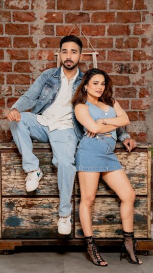 Sneha world Instagram - Playing touch me not alongside this boy! 🌿💁🏻🙅🏻♀️
🎥: @chakliproduction
#snehaworld #raghav #latindance #reels