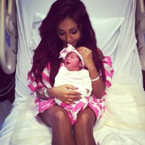 Snooki Instagram - Happy 11th birthday TO MY QUEEN 👏🏽 you are everything & more of the daughter I’ve always dreamed of having. Beautiful, smart, sassy, caring, nca & summit champ (lol) , the best sister & my best friend. I love you so much my queen. Keep crushing life & making your family proud 💋