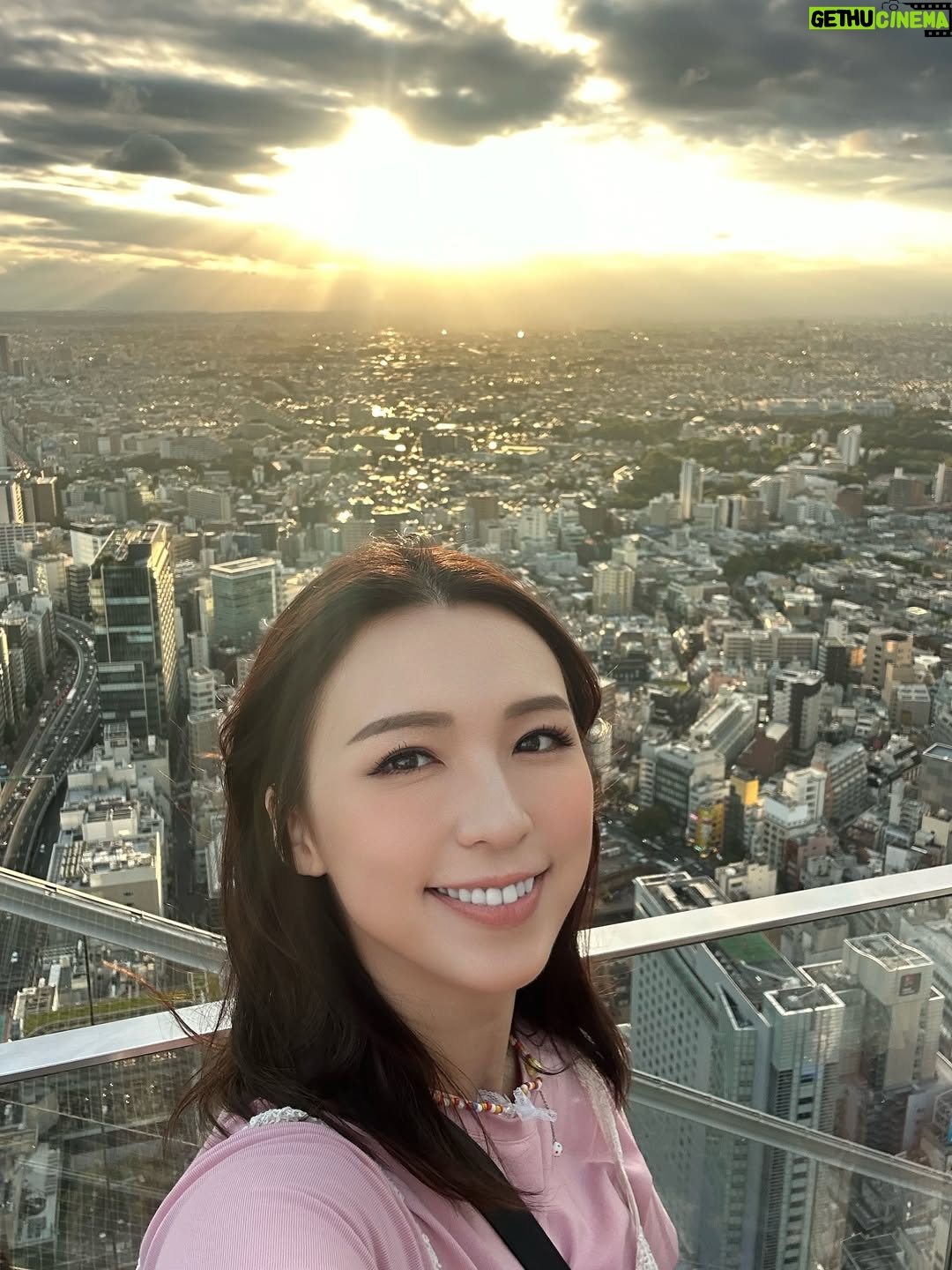 Snow Suen - 2.2K Likes - 中秋節快樂🎑