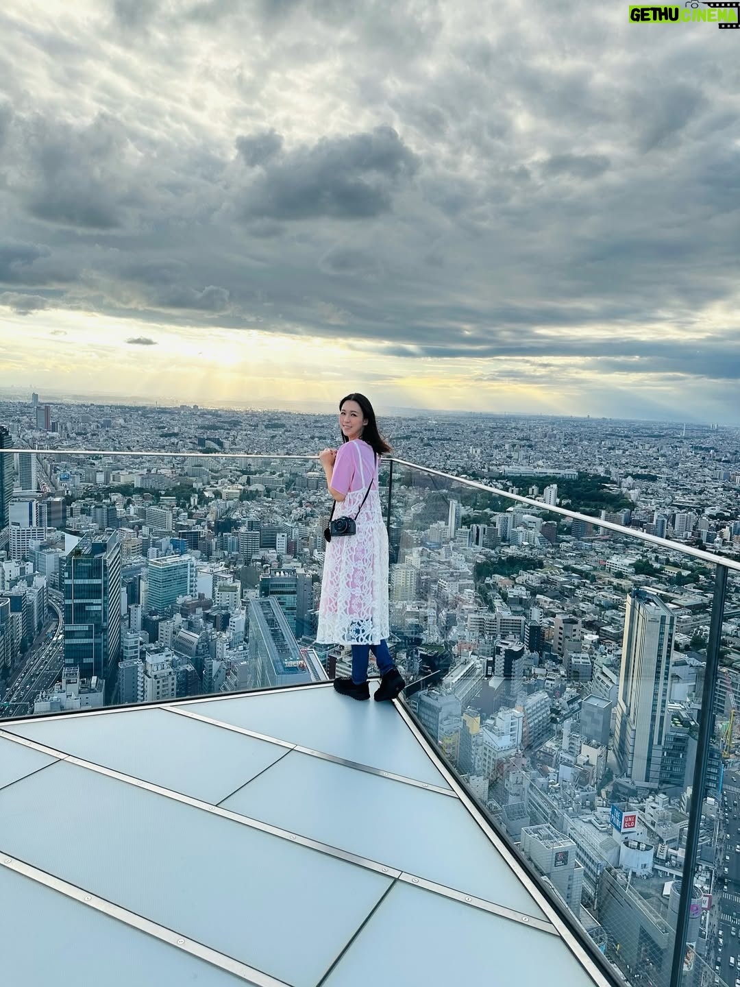 Snow Suen - 2.2K Likes - 中秋節快樂🎑
