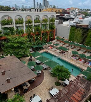 Sofía Lama Instagram - La mejor experiencia en Cartagena! @oshhotel 
Una belleza cada rincón 💕