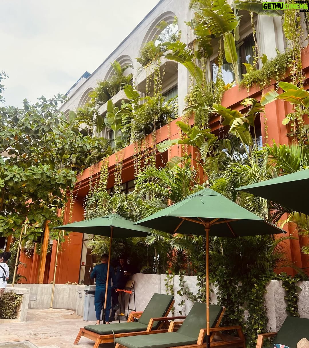 Sofía Lama - 1.5K Likes - La mejor experiencia en Cartagena! @oshhotel 
Una belleza cada rincón 💕