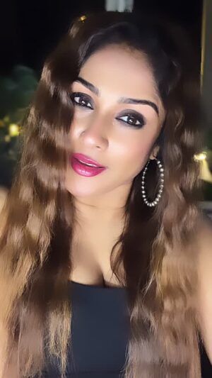 Soma Singha Instagram - #trendingsongs #instagramree #trend #reel #reelsvideo #reelitfeelit #viralreeĺs #instagram #réel