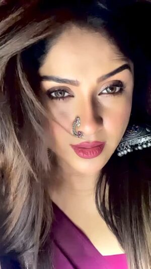 Soma Singha Instagram - #trendingsongs #instagramree #trend #reel #reelitfeelit #reelsvideo #viralreeĺs #instagram #réel