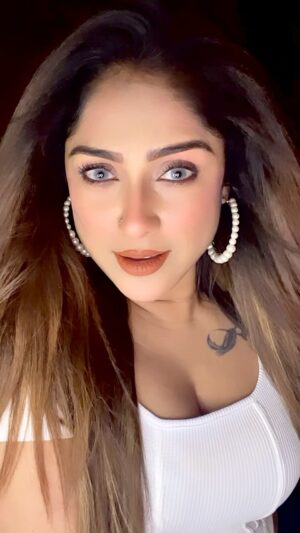 Soma Singha Instagram - #trendingsongs #instagramree #trend #reel #reelitfeelit #reelsvideo #viralreeĺs #instagram #réel #sad