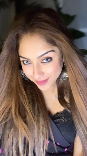Soma Singha Instagram - #trendingsongs #instagramree #trend #reel #reelitfeelit #reelsvideo #viralreeĺs #instagram #réel