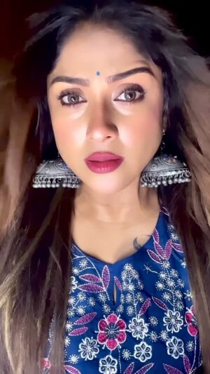 Soma Singha Instagram - #trendingsongs #instagramree #trend #reel #reelitfeelit #reelsvideo #viralreeĺs #instagram #réel #sad @leo_sumit