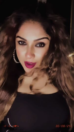 Soma Singha Instagram - #trendingsongs #instagramree #trend #reel #reelsvideo #reelitfeelit #viralreeĺs #instagram #réel
