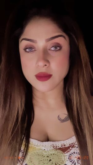 Soma Singha Instagram - #trendingsongs #instagramree #trend #reel #reelitfeelit #reelsvideo #viralreeĺs #instagram #réel #sad