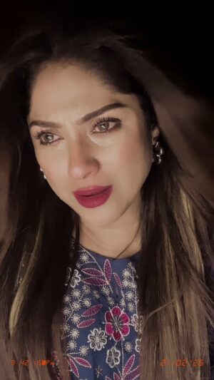 Soma Singha Instagram - #trendingsongs #instagramree #trend #reel #reelitfeelit #reelsvideo #viralreeĺs #instagram #réel #sad