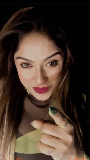 Soma Singha Instagram - #trendingsongs #instagramree #trend #reelitfeelit #reel #reelsvideo #sad #réel #instagram #viralreeĺs #reelsvideo
