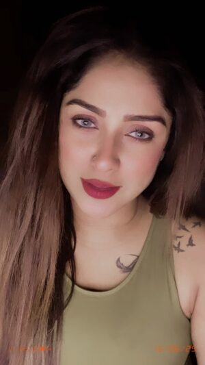 Soma Singha Instagram - #trendingsongs #instagramree #trend #reel #reelitfeelit #reelsvideo #viralreeĺs #instagram #réel #sad