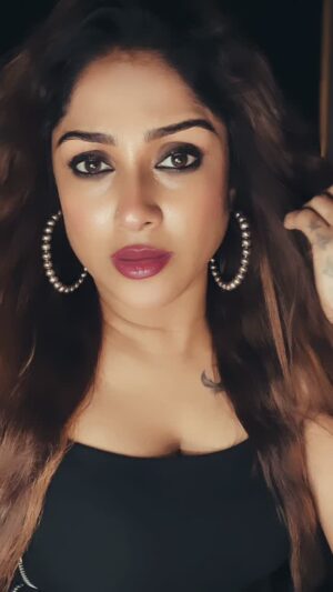Soma Singha Instagram - #trendingsongs #instagramree #trend #reel #reelsvideo #reelitfeelit #viralreeĺs #instagram #réel #sad