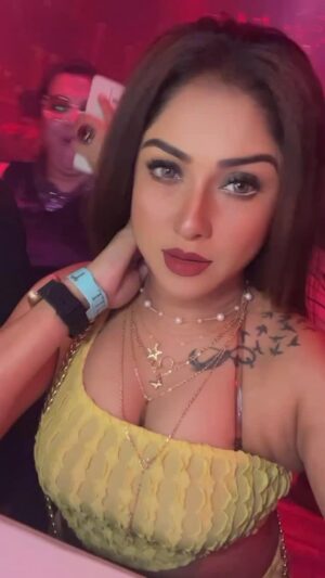 Soma Singha Instagram - #trendingsongs #instagramree #trend #reel #reelitfeelit #reelsvideo #instagram #viralreeĺs #réel