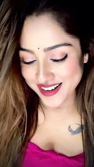 Soma Singha Instagram - #trendingsongs #instagramree #trend #reel #reelitfeelit #reelsvideo #viralreeĺs #instagram #réel