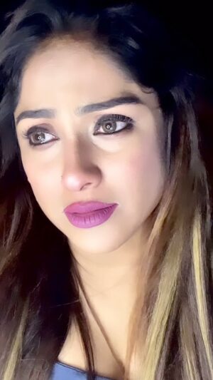Soma Singha Instagram - #trendingsongs #instagramree #trend #reel #reelitfeelit #reelsvideo #viralreeĺs #instagram #réel #sad