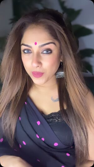 Soma Singha Instagram - #trendingsongs #instagramree #trend #reel #reelitfeelit #reelsvideo #viralreeĺs #viralreeĺs #instagram #réel