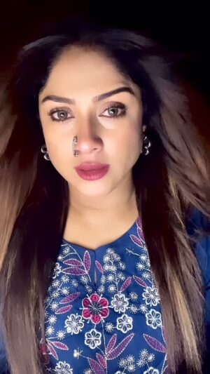 Soma Singha Instagram - #trendingsongs #instagramree #trend #reel #reelitfeelit #reelsvideo #viralreeĺs #instagram #réel #sad