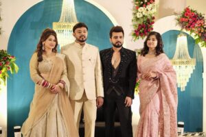 Somi Khan Instagram - Duaon ke saaye mein, ek nayi zindagi ki shuruaat… My sister’s Big Day was all about love, laughter & barkat 🤍✨ #Alhamdulillah” @sabakhan_ks ✨❤️

——————————————————————————
#NikkahVibes #DuaAndBlessings #ShaadiKiRaat #Barkat #rehmat