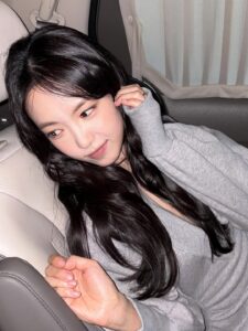 Actress Son Na-eun HD Photos and Wallpapers September 2025