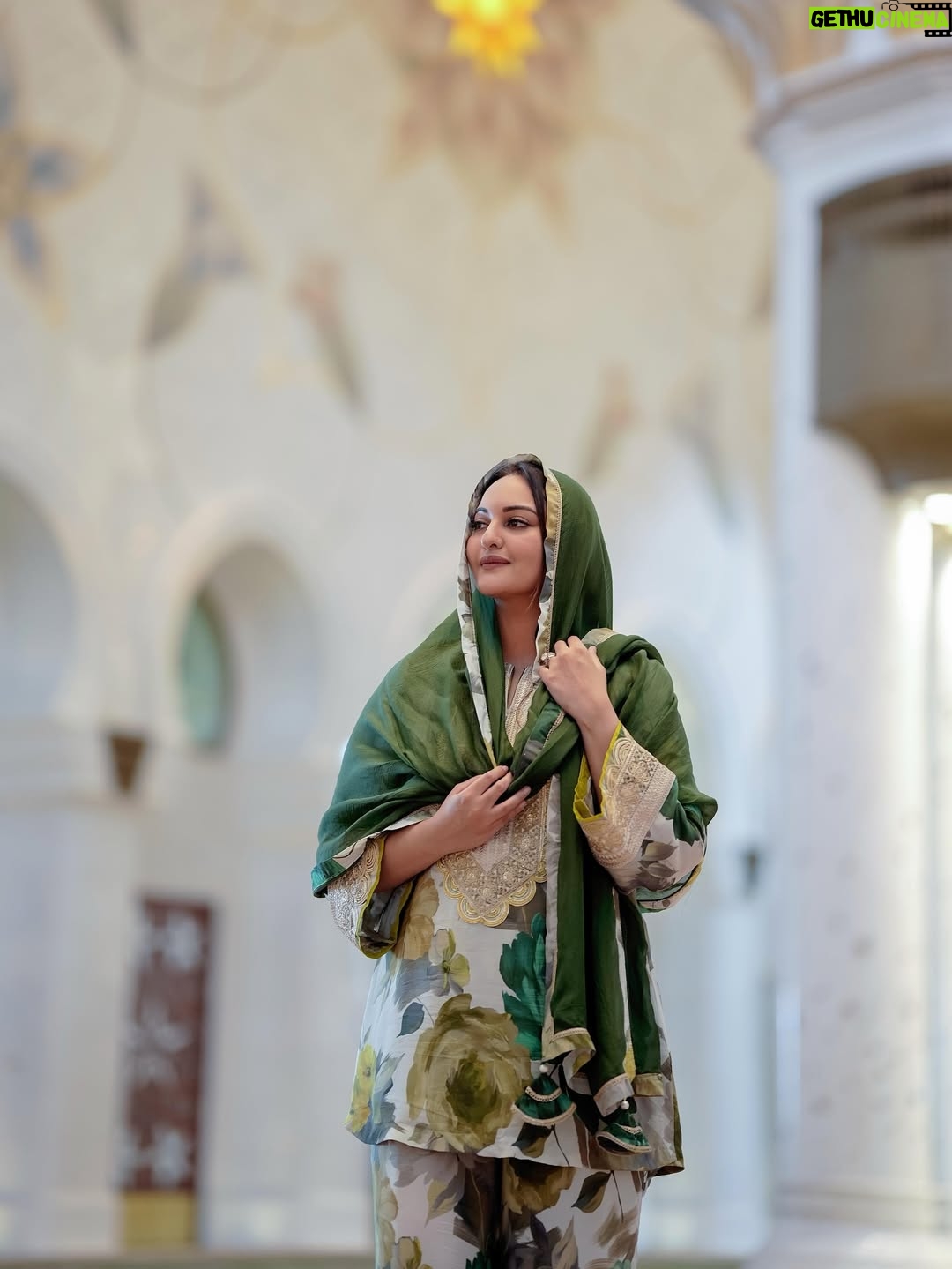 Sonakshi Sinha - 1.9 Million Likes - Found a little sukoon, right here in Abu Dhabi! ✨🕌

@visitabudhabi #InAbuDhabi #ad