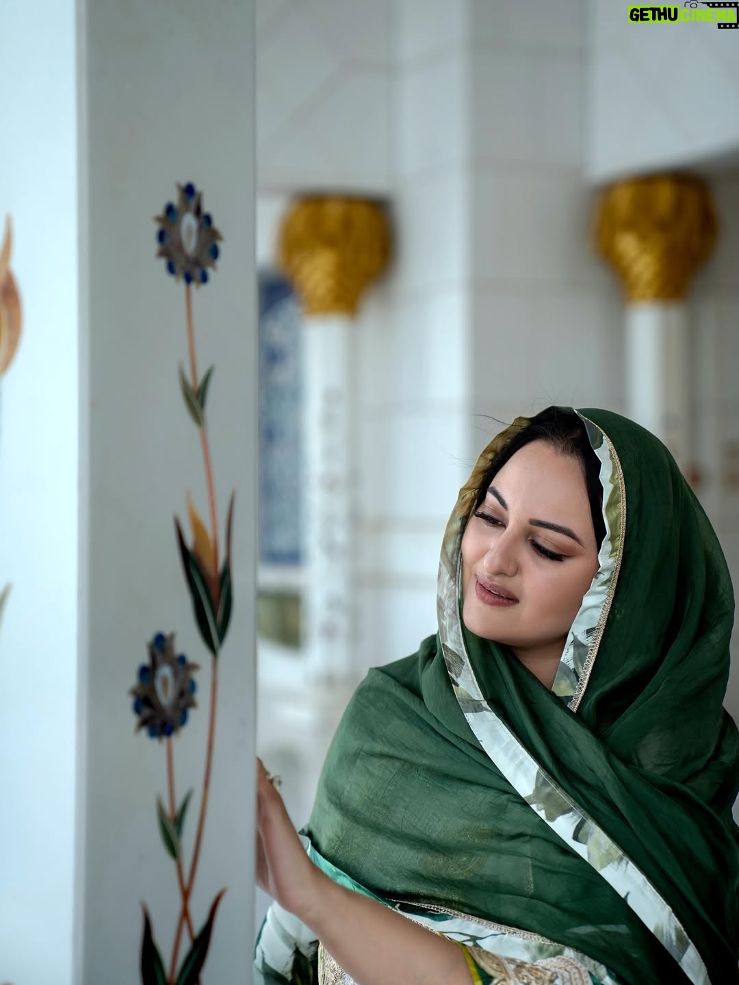 Sonakshi Sinha - 1.9 Million Likes - Found a little sukoon, right here in Abu Dhabi! ✨🕌

@visitabudhabi #InAbuDhabi #ad