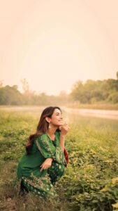 Actress Sonal Chauhan HD Photos and Wallpapers October 2025